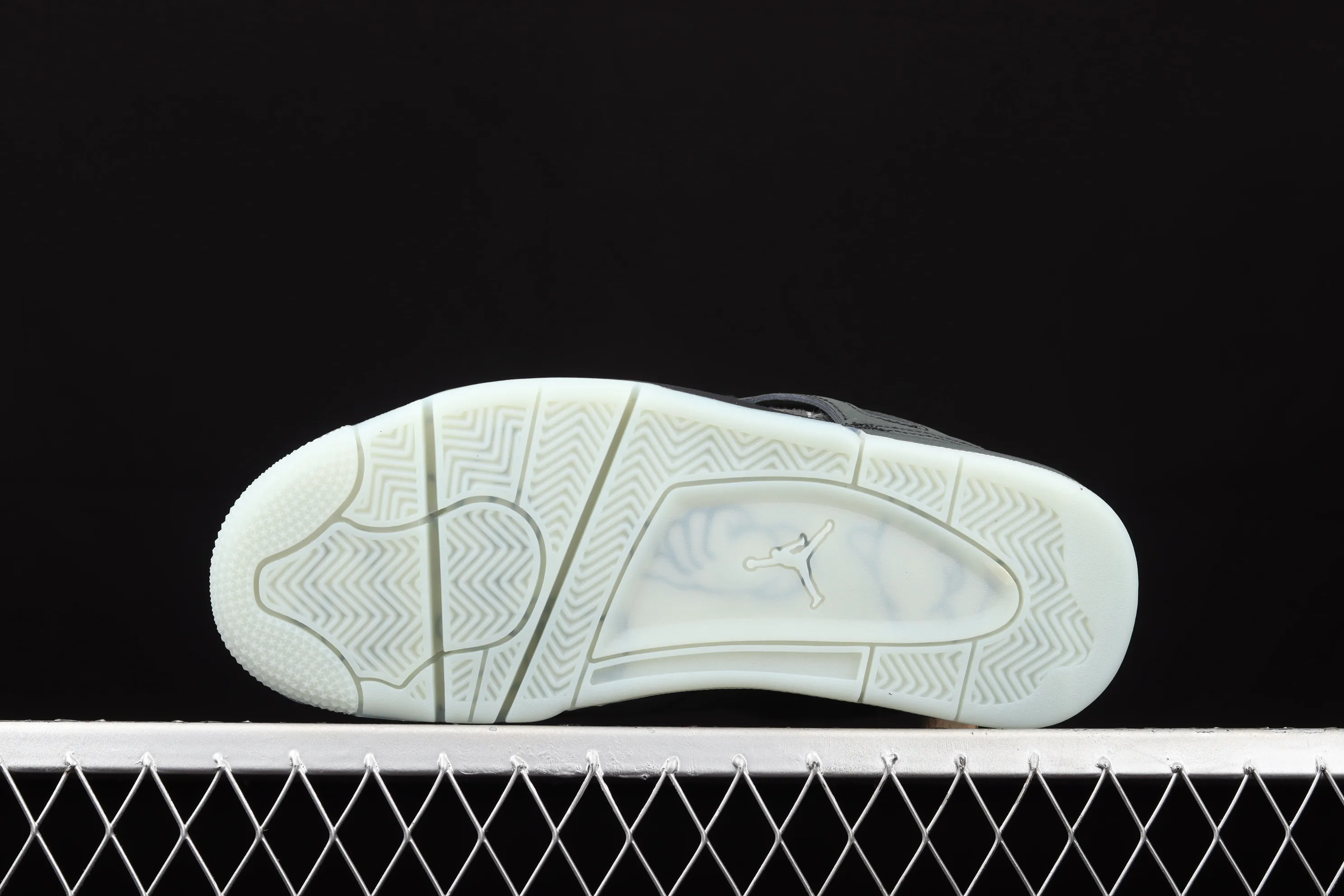 All categories Air Jordan Jordan series basketball shoes Air Jordan 4 G version Kaws x Air Jordan 4 Black AJ4 black suede luminous limited edition 930155-001